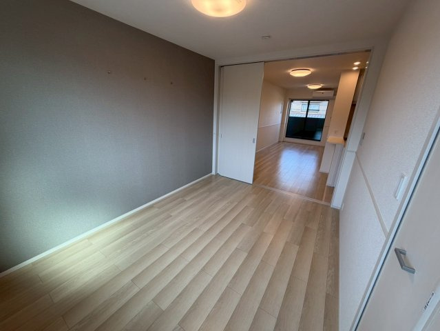 アイレ北山２の居間・リビング