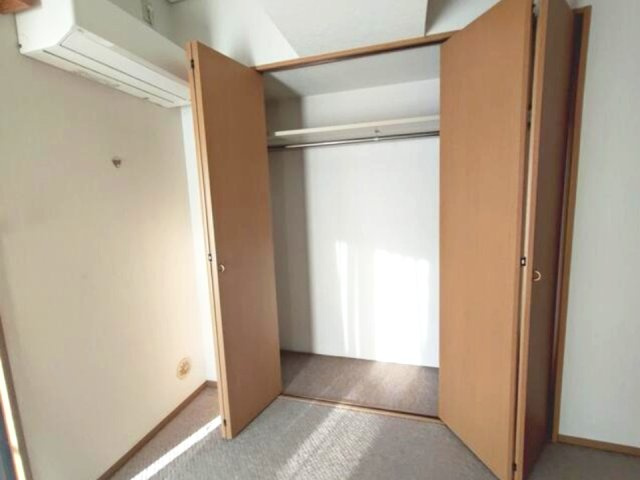 ライオンズマンション篠原北町の収納|クローゼット完備でたくさんのお洋服の収納も困りません