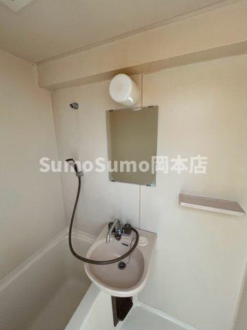 アート永和青木の洗面所|忙しい朝には欠かせない洗面所です