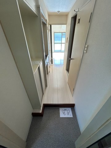アート永和青木の玄関