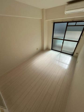 アート永和青木の寝室