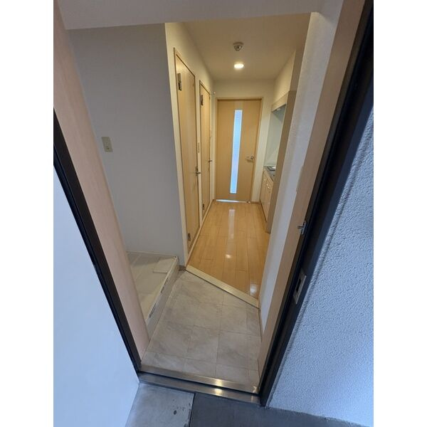 REGALO桜本町　名古屋市賃貸　仲介手数料無料の玄関
