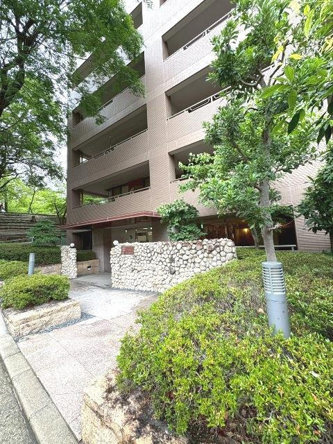 ファミール夙川宮西町のエントランス