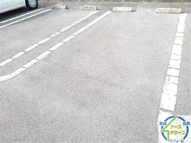 プロスペリティーⅠの駐車場