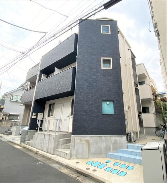 Ｎ１－ＳＱＵＡＲＥの外観