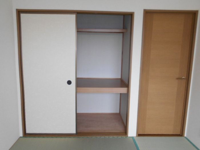 パレ・アージュの収納
