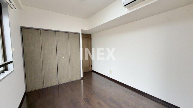 横浜市南区南吉田町２丁目の賃貸マンションの洋室