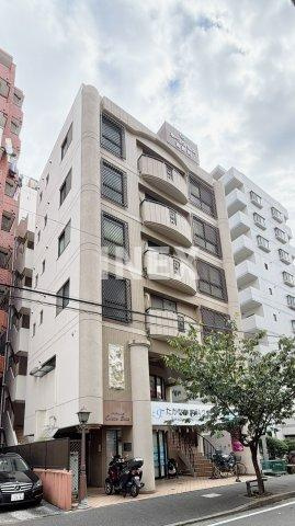 横浜市南区南吉田町２丁目の賃貸マンションの外観