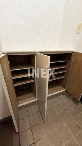 横浜市南区南吉田町２丁目の賃貸マンションの収納