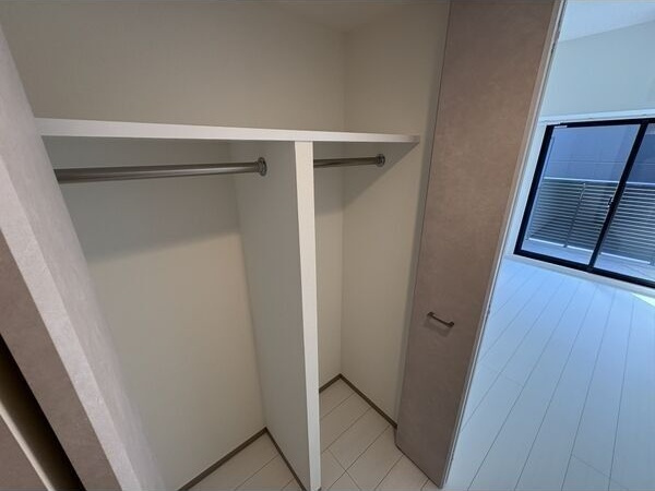 S-RESIDENCE高岳駅前awake(アウェイク)の収納|玄関収納　※シリーズ物件写真　参考イメージ