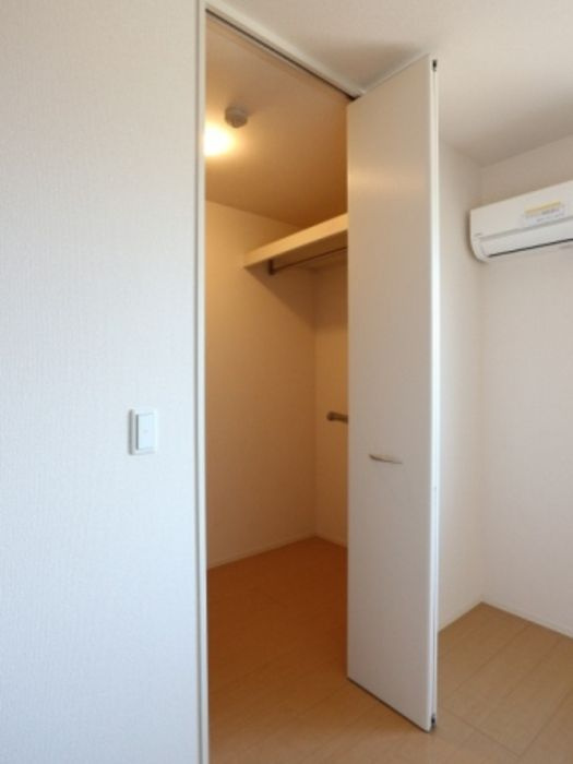 セルリア　A棟の収納