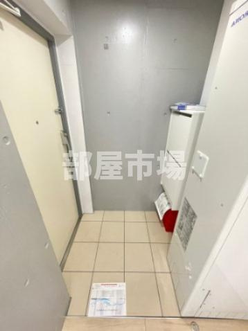 チャルテ入谷の玄関