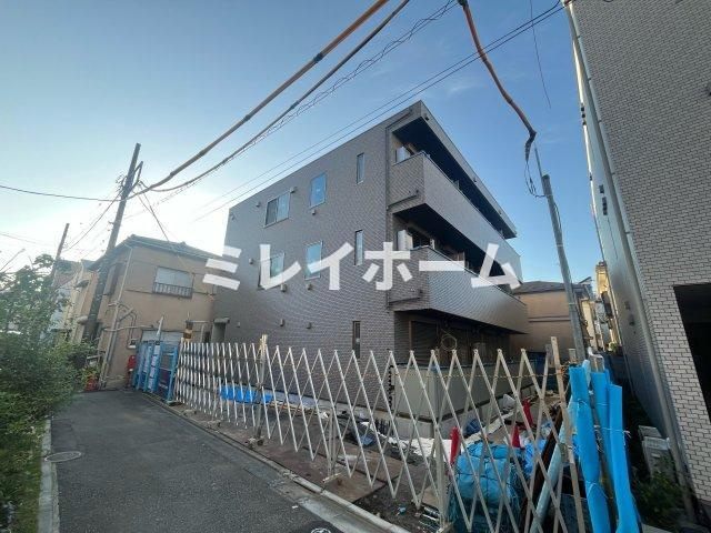 アオアクアの外観
