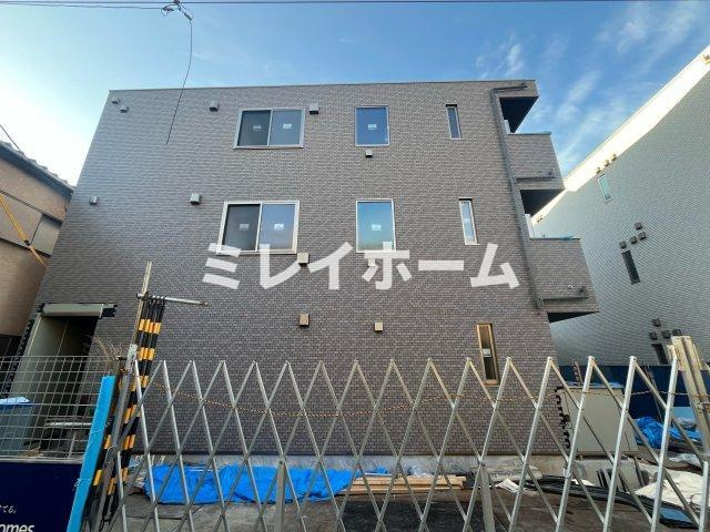 アオアクアの外観