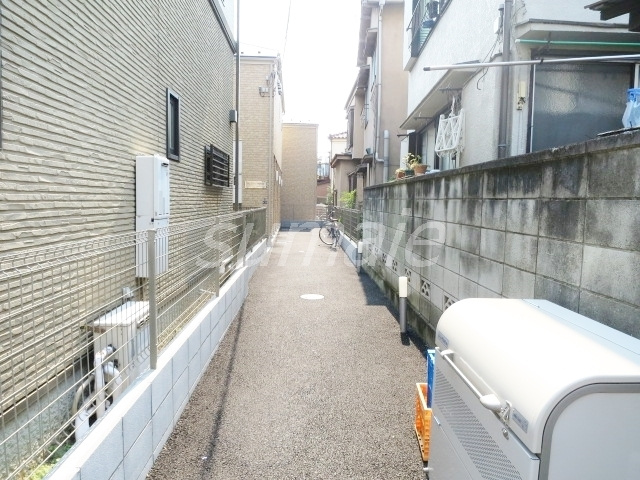 VILLETTA  ROSSOのエントランス|こちらが入口です☆