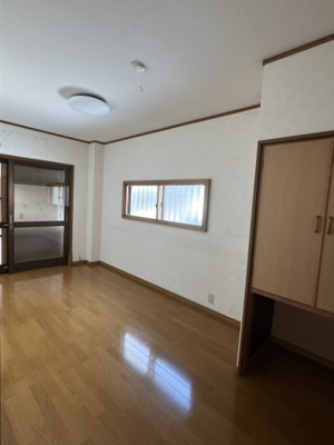 【洋室】 | 岩屋北町１丁目貸家
