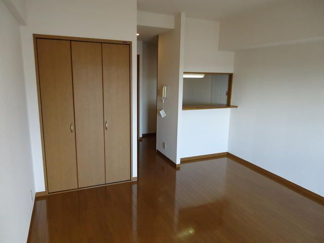 サンライズ仲町台の居間・リビング