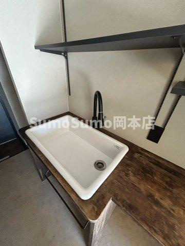 アート永和青木のキッチン|コンパクトなキッチンで掃除もラクラク