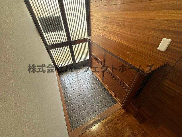 藤田町戸建　賃貸の玄関|玄関です