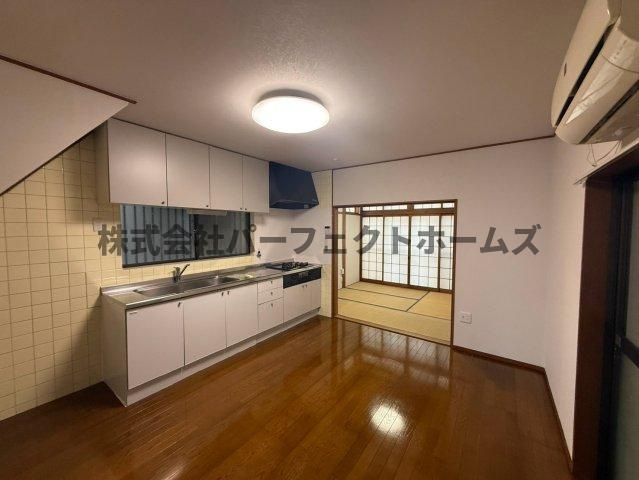 藤田町戸建　賃貸のキッチン|ダイニングキッチンです