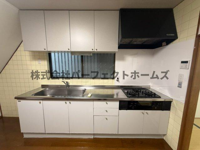 藤田町戸建　賃貸のキッチン|キッチンでお料理をお楽しみください