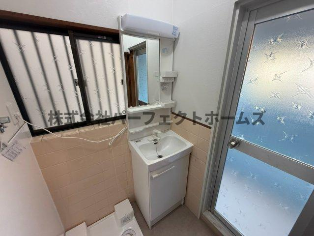 藤田町戸建　賃貸の独立洗面台|独立洗面台です