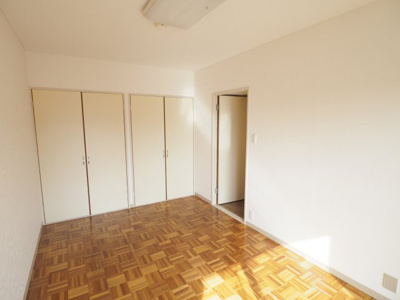 【寝室】 | オーク・ハイツ | 寝室にぴったりのお部屋です