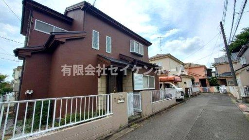 熊谷市新堀　中古住宅「駅徒歩12分」リホーム中の前面道路含む現地写真