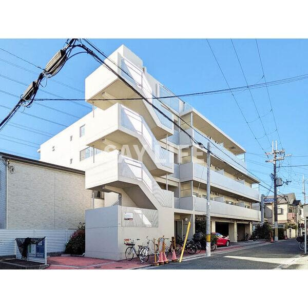 ドゥミール西山本の外観