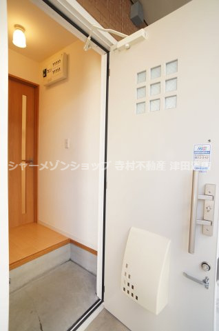 エル津田沼の玄関