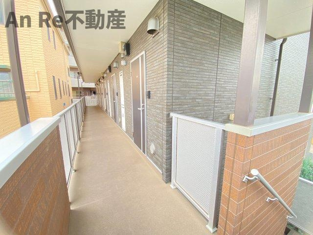 アネックス東川口のロビー