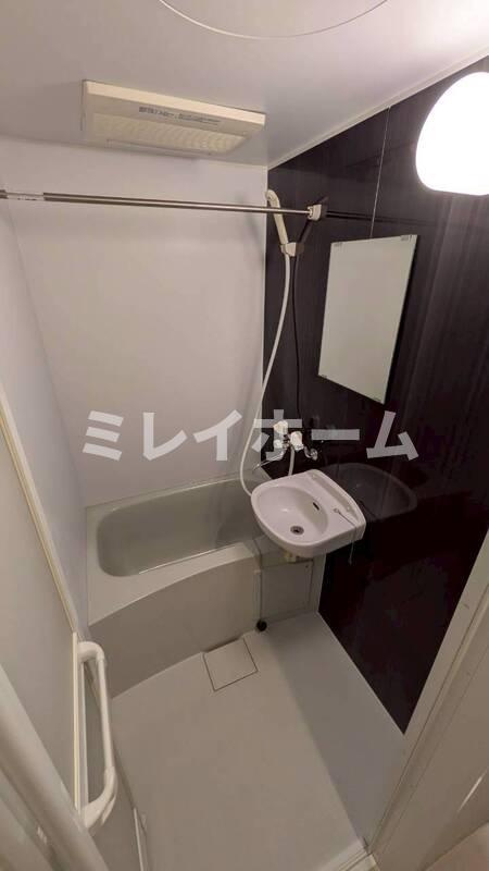 LiveFlat蓮沼の浴室