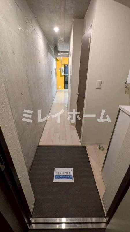 LiveFlat蓮沼の玄関