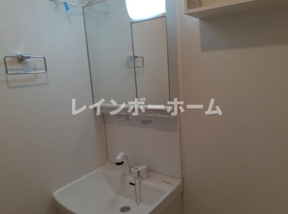 エスポアⅢの洗面所|明るい洗面所です