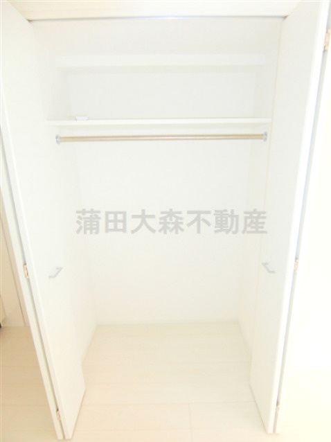 サニークレスト蒲田WESTの収納|収納　広いクローゼット