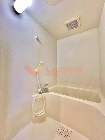 クラウンⅡ津福の浴室|コンパクトで使いやすいお風呂です※別号室の写真になります