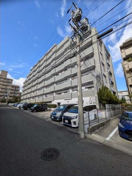 アルカディア長久手の外観