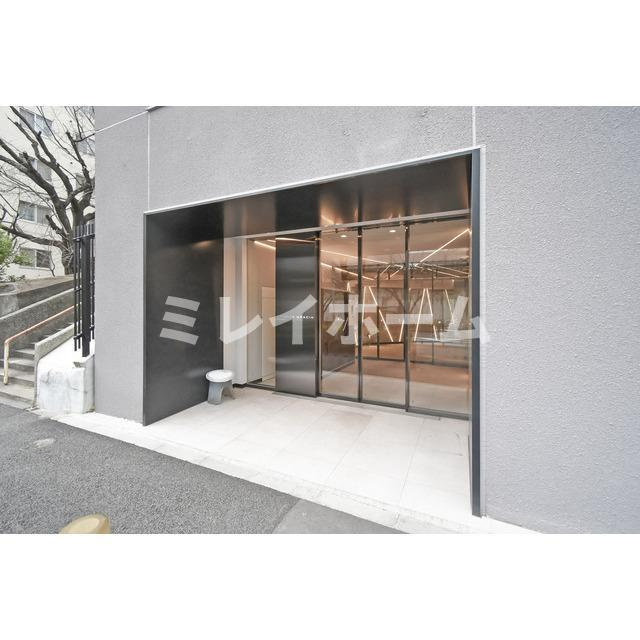 コスモグラシア池田山のエントランス