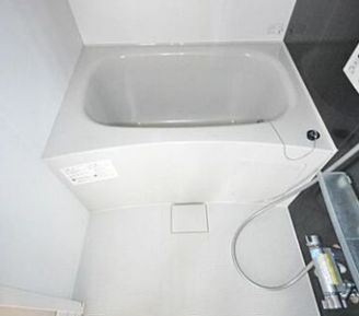 カーサおぎのの浴室|コンパクトで使いやすいお風呂です