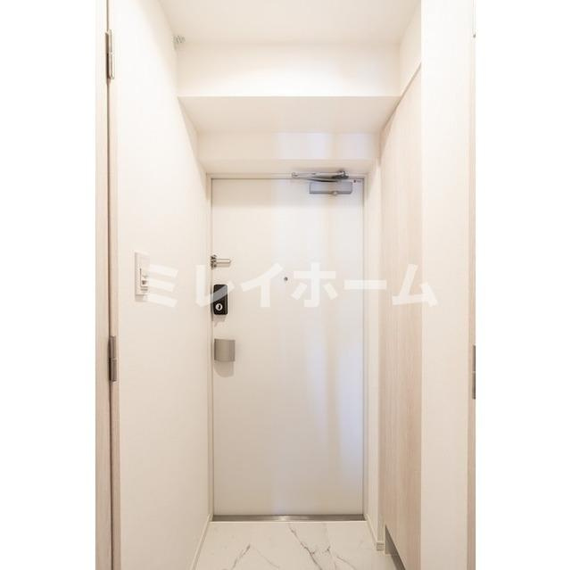 コンフォリア二葉の玄関