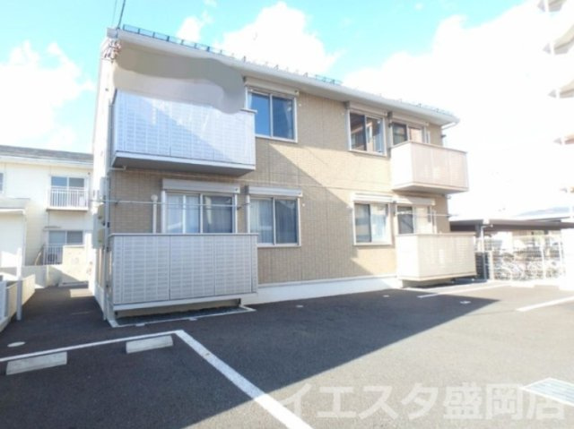 ソレイユ仙北の外観