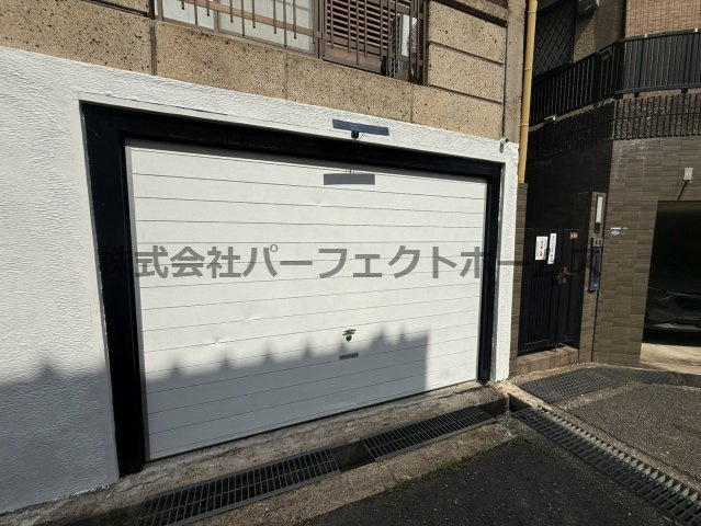 星丘2丁目戸建　賃貸の駐車場|駐車場です
