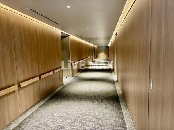【ロビー】ＴＯＦＲＯＭ　ＹＡＥＳＵ　Ｒｅｓｉｄｅｎｃｅ