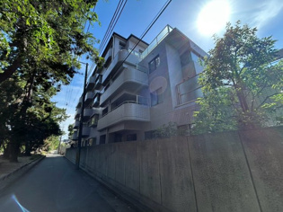 白鷹松下町マンションの外観