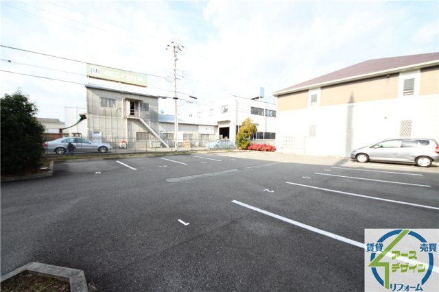 メルベーユ神戸の駐車場