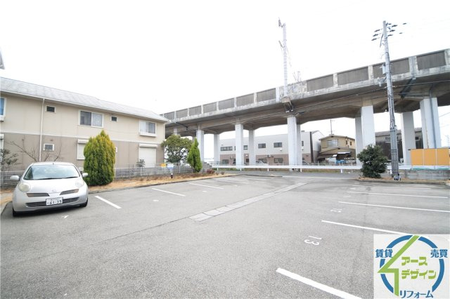 メルベーユ神戸の駐車場