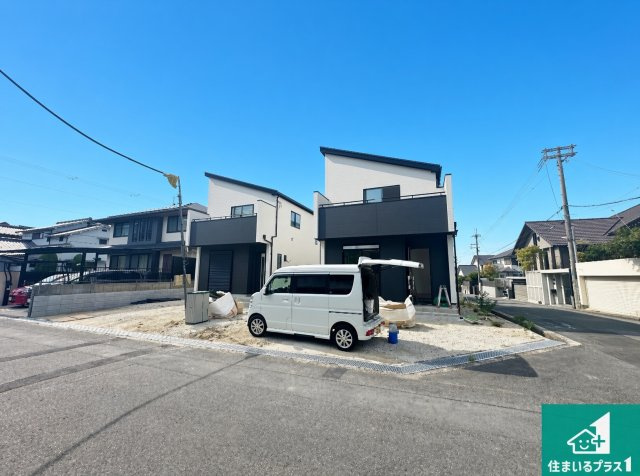 生駒市真弓　新築一戸建ての外観|現在建築中！落ち着いた街並みで新生活を始めることが出来そう！周辺の物件も併せてご紹介させて頂きます！