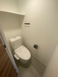 ウォシュレット付きのトイレです♪