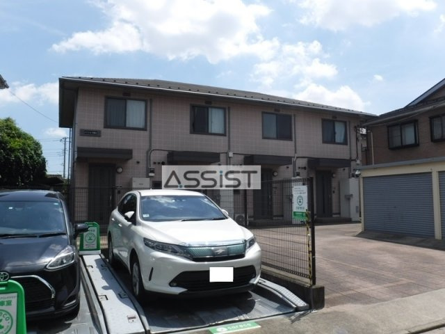クアトロ千歳台の駐車場