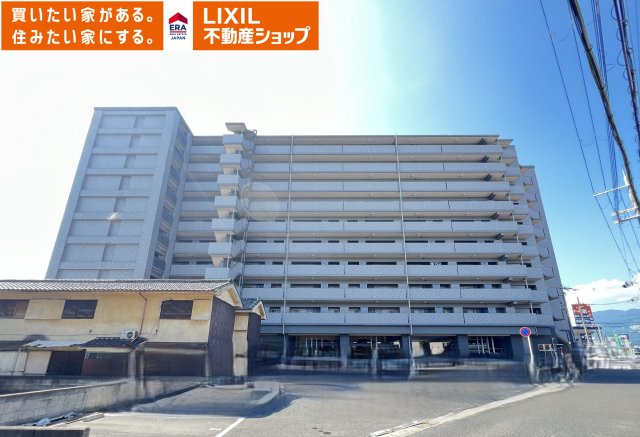 エスリード高田市駅前南の外観